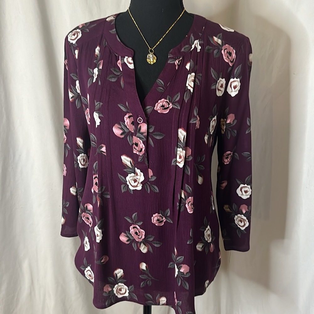 NWOT MONDAY FUN floral blouse purple